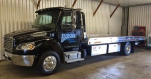 Lloyds Towing_Truck